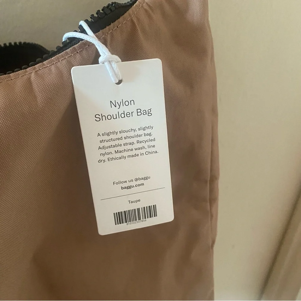 NWT Baggu Taupe Shoulder Bag - Regular Size
